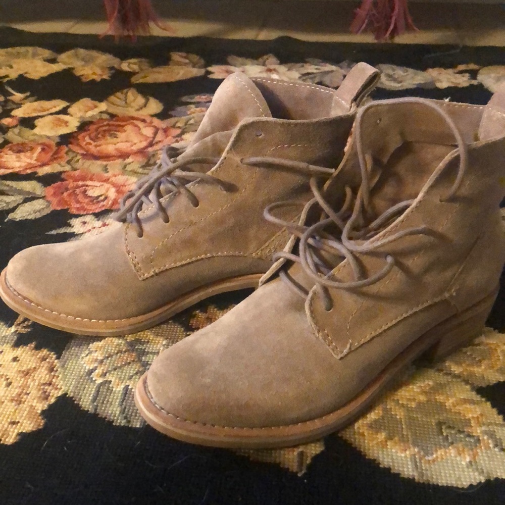 Dolce Vita shoes